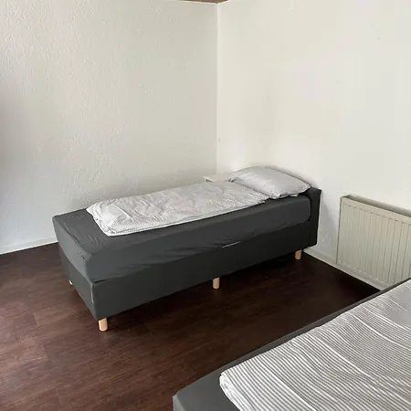 Marx - In Zentraler Lage - Ideal Fuer 2 Personen Mit Waschmaschine Und Gratis Wlan アパート *